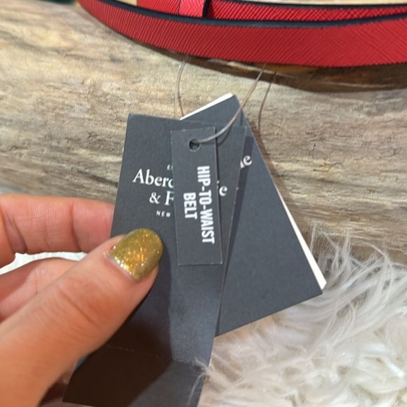 Abercrombie hip to waist red belt - Picture 3 of 7